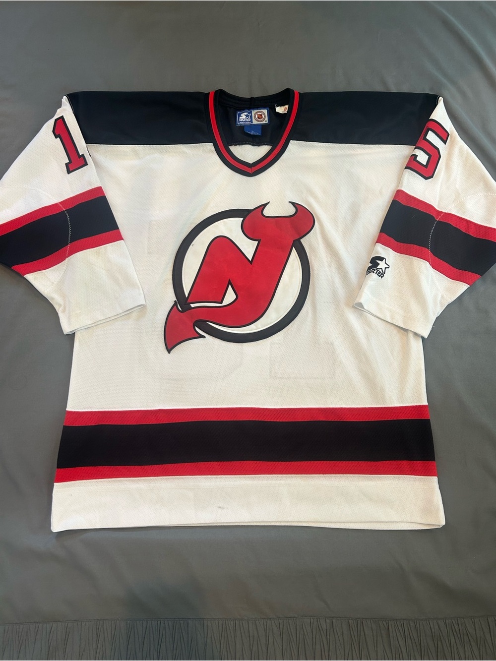 Vintage STARTER / NHL / New Jersey Devils / MaClean Jersey (GREAT CONDITION)